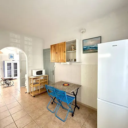 Casa de Férias Maison De Village Cosy Pres De La Plage, 2 Chambres, Terrasse, Parking Gratis, Bbq, Wi-fi Optionnel - Fr-1-529-286 *