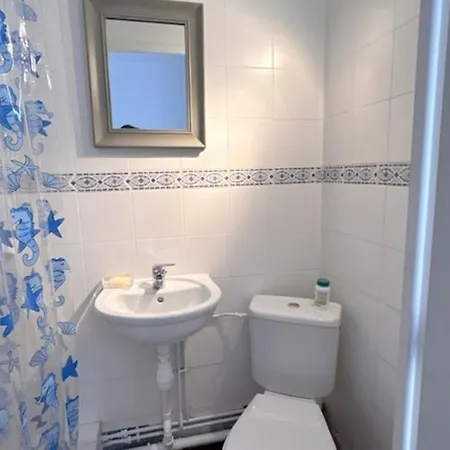 Feriehus Maison De Village Cosy Pres De La Plage, 2 Chambres, Terrasse, Parking Gratis, Bbq, Wi-fi Optionnel - Fr-1-529-286